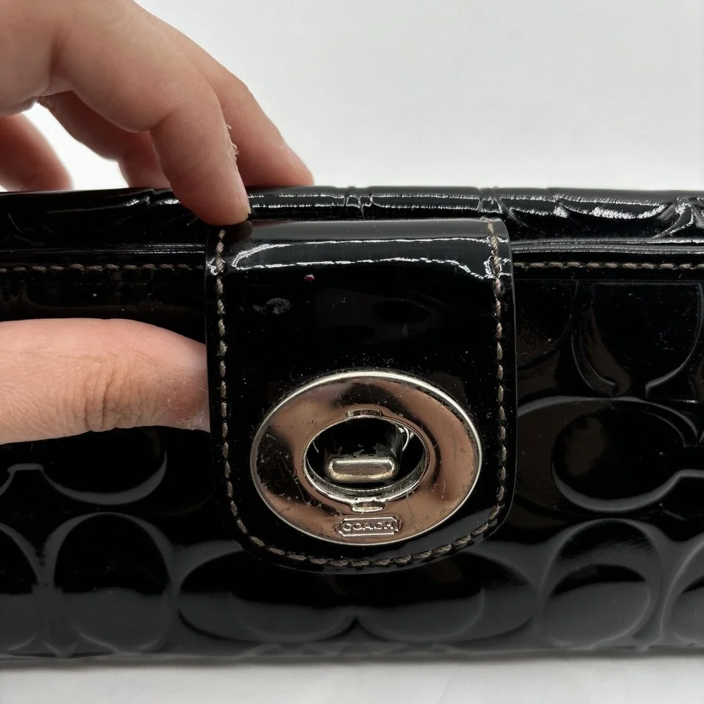 Coach‎ Black Patent Leather Signature C Embossed Turnlock Slim Long Wallet